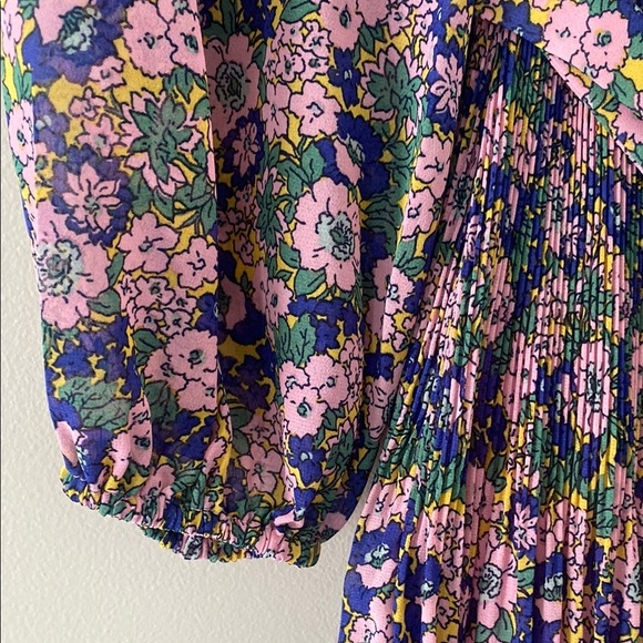 Boden The Plisse Mini Dress Tiered Skirt Chiffon Long Sleeve Ruffles Pink Sz 4 - Picture 5 of 16